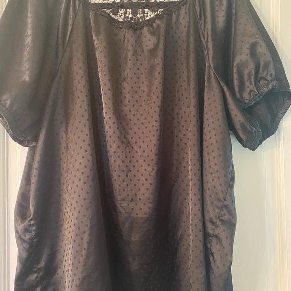 Lane Bryant Swiss Dot and Lace in Black 🖤 - Picture 5 of 5